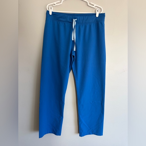 BUNDLE! Figs Women's Blue scrubs - Picture 2 of 6